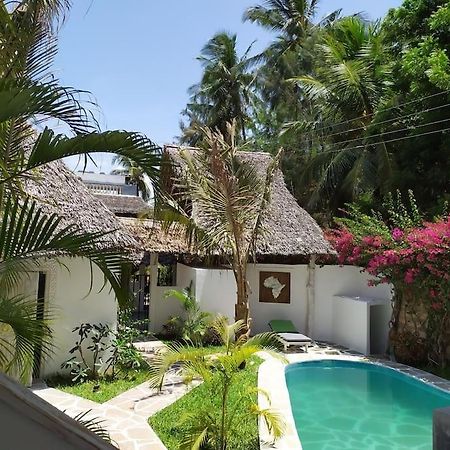 Garoda House Turtle Bay Jacuzzi ☆☆☆☆☆ Kilifi Watamu Exterior foto